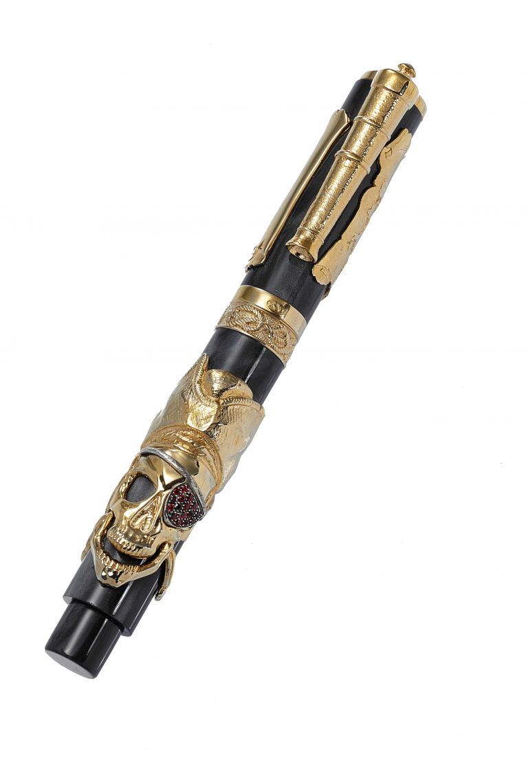 Fountain Pen TREASURE ISLAND IN STERLING SILVER VERMEIL AND SAPPHIRES