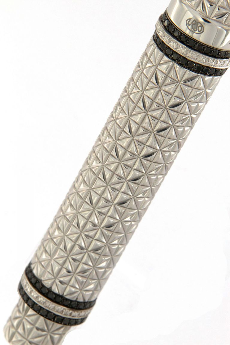 FOUNTAIN PEN  LEOPARD  IN STERLING SILVER PALLADIUM AND BLACK DIAMONDS ANTIOXIDANT