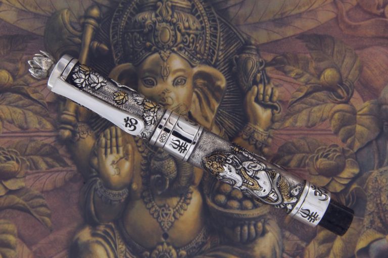 ROLLER BALL LORD GANESHA  IN STERLING SILVER