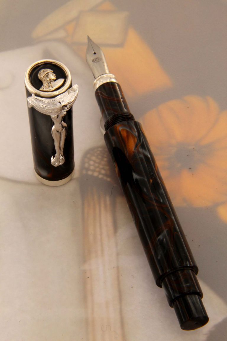 FOUNTAIN PEN ART DECO