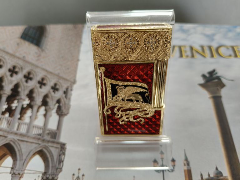 VENICE IN YELLOW SOLID GOLD 18 KT AND DIAMONDS UNIQUE PIECE