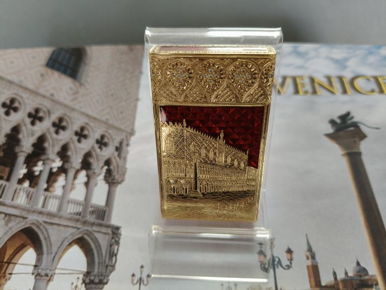 VENICE IN YELLOW SOLID GOLD 18 KT AND DIAMONDS UNIQUE PIECE