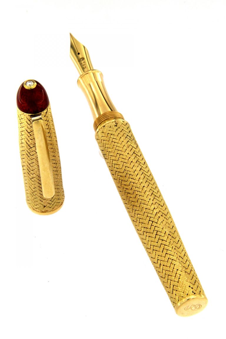 FOUNTAIN PEN TIZIANO IN YELLOW SOLID GOLD 18KT