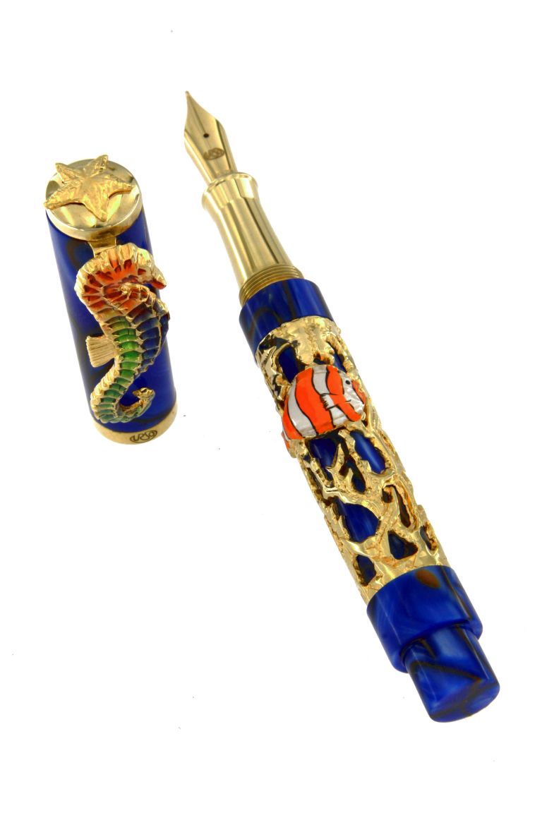 FOUNTAIN PEN HIPPOCAMPUS IN SILVER VERMEIL AND ENAMELS