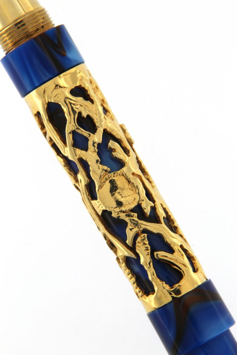FOUNTAIN PEN HIPPOCAMPUS IN SILVER VERMEIL AND ENAMELS