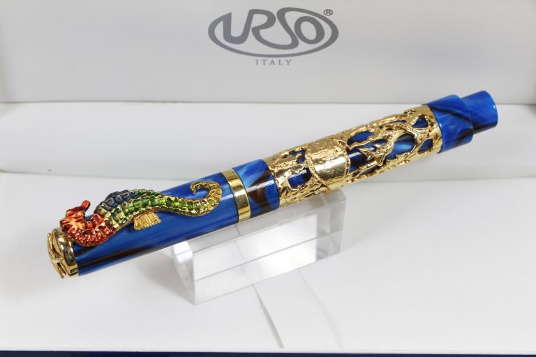 FOUNTAIN PEN HIPPOCAMPUS IN SILVER VERMEIL AND ENAMELS